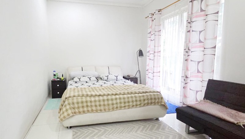 Rumah Bagus Siap Huni dan Asri di cluster Emerald , Bintaro Jaya Sektor 9  