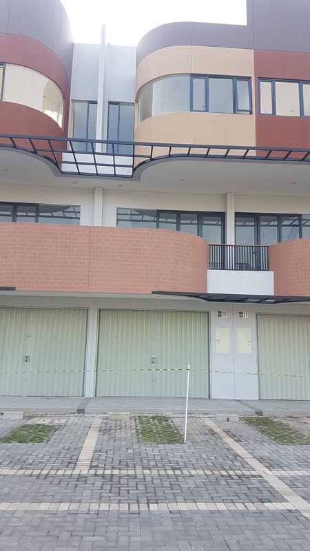 Ruko Cocok untuk Kantor dan Bisnis Retail di Harapan Indah