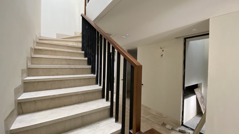 DI JUAL BRAND NEW MODERN HOUSE AT KEMANG, JAKARTA SELATAN