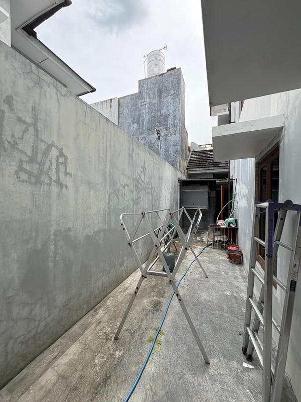 Hunian Eksklusif 2 Lantai di Pondok Permai Kadipiro Strategis, Luas & Siap Huni, Ngestiharjo, Kasihan, Bantul