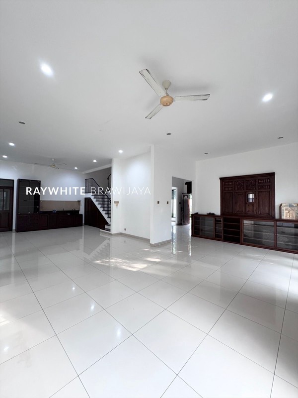 Rumah Dalam Compound Lingkungan Tenang Area Cipete