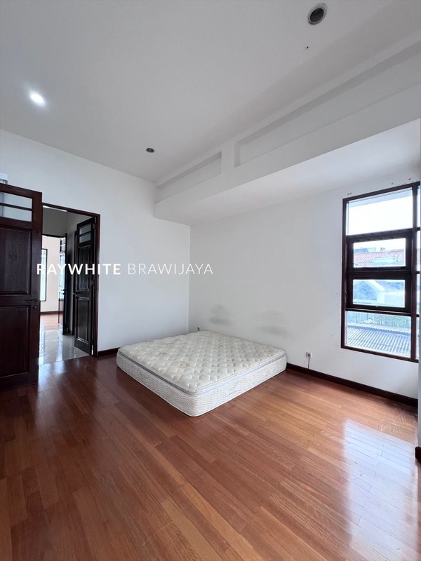 Rumah Dalam Compound Lingkungan Tenang Area Cipete