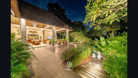 FOR SALE - LEASEHOLD - Riverside Green Retreat in Buwit - 3BR Leasehold Villa with Stunning Jungle & Paddy Views, Bali