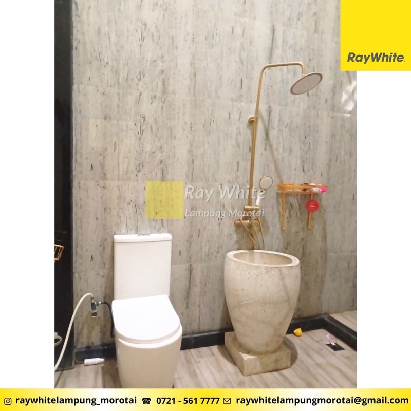  Dijual Cepat Rumah Mewah 2 Lantai berlokasi di Kedaton Kota Bandar Lampung (Sukamenanti)