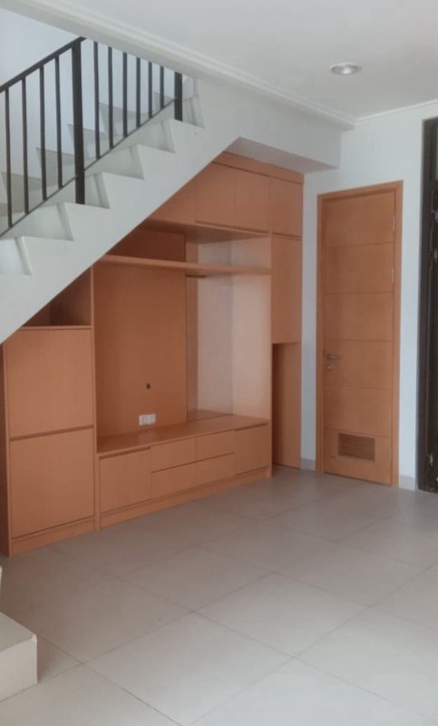 BRAND NEW HOUSE FOR RENT - FATMAWATI CENTER (SEMI-FURNISHED) 