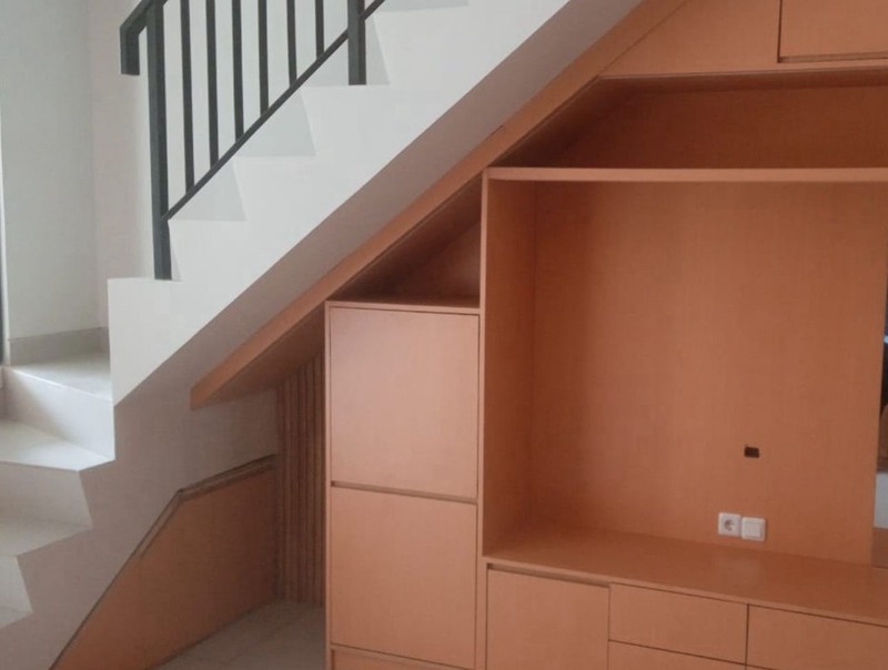 BRAND NEW HOUSE FOR RENT - FATMAWATI CENTER (SEMI-FURNISHED) 