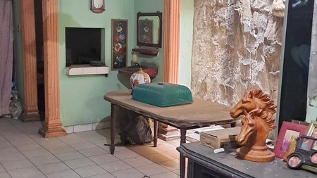 Rumah di Sukabumi Selatan, Kebon Jeruk, Jakarta Barat, cocok untuk Bisnis dan Rumah Tinggal