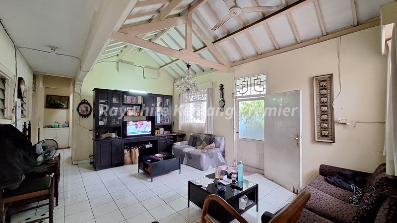 Rumah Kuldesak Lingkungan private , Tenang 