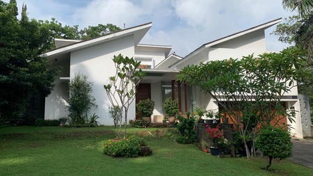 DIJUAL RUMAH 2LT, SIAP HUNI DI CLUSTER GOLF MEDITERANIA, SENTUL CITY
