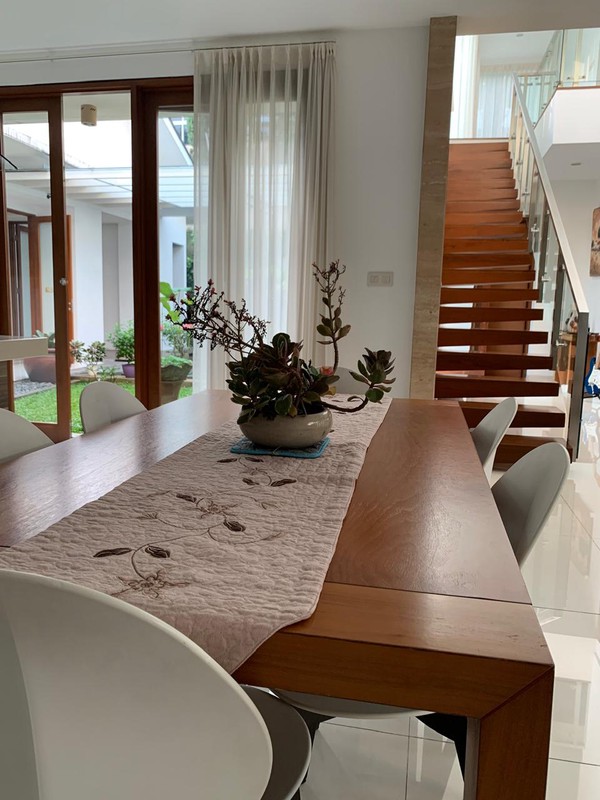 DIJUAL RUMAH 2LT, SIAP HUNI DI CLUSTER GOLF MEDITERANIA, SENTUL CITY