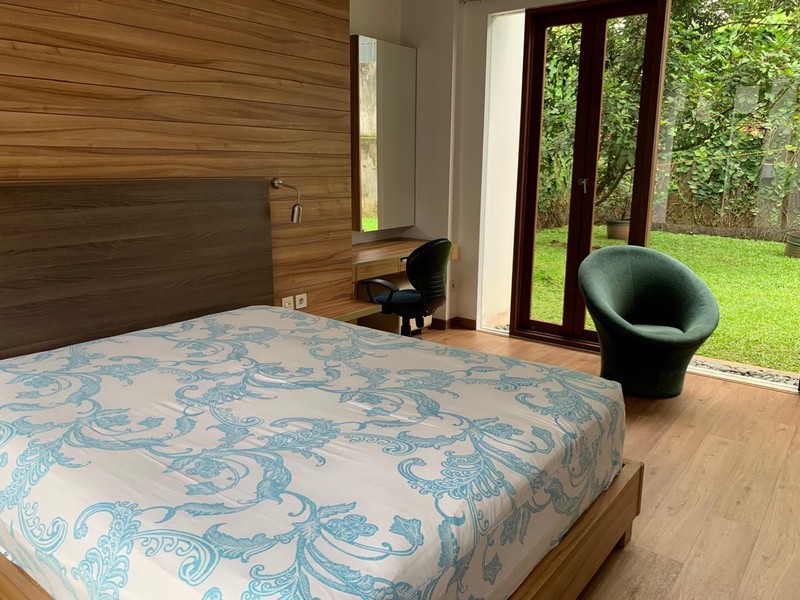 DIJUAL RUMAH 2LT, SIAP HUNI DI CLUSTER GOLF MEDITERANIA, SENTUL CITY