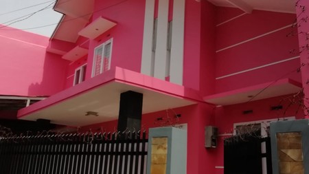 Kos-Kosan Pink Letak Strategis di Dago Bandung