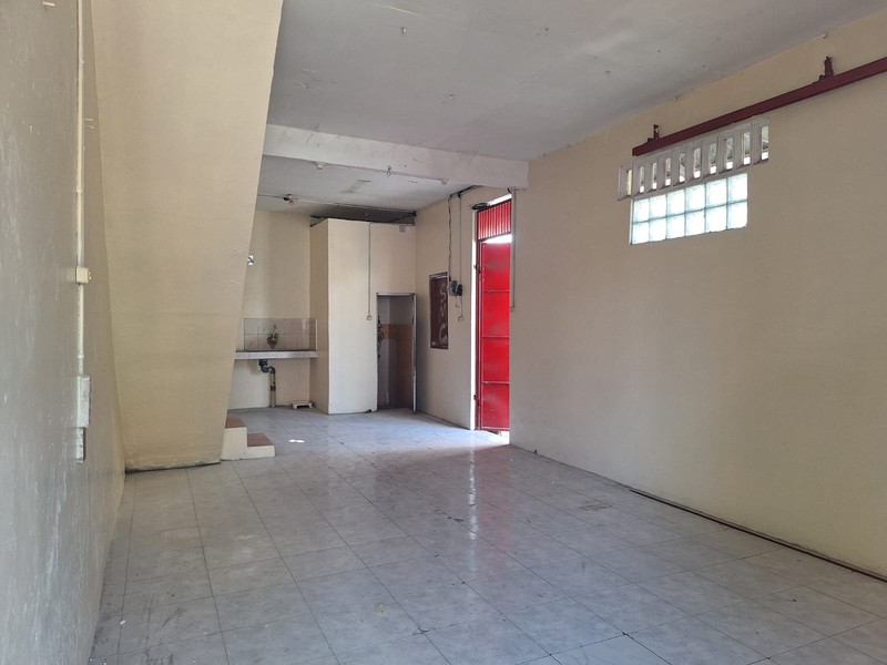 Ruko Siap Usaha di Condongcatur, Depok, Sleman, Akses Jalan Raya Utama, Harga Kompetitif.