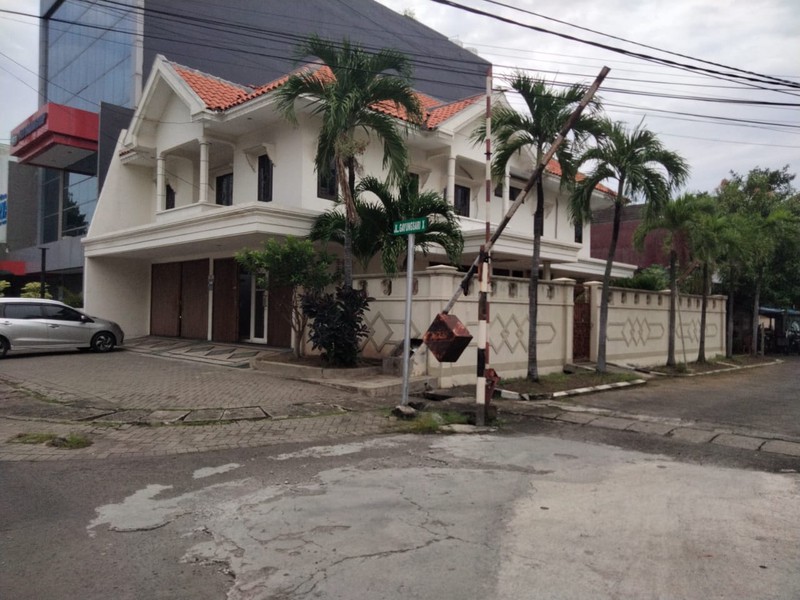 Dijual Rumah Kondisi Bagus Dan Terawat Jl.Gayungsari 1