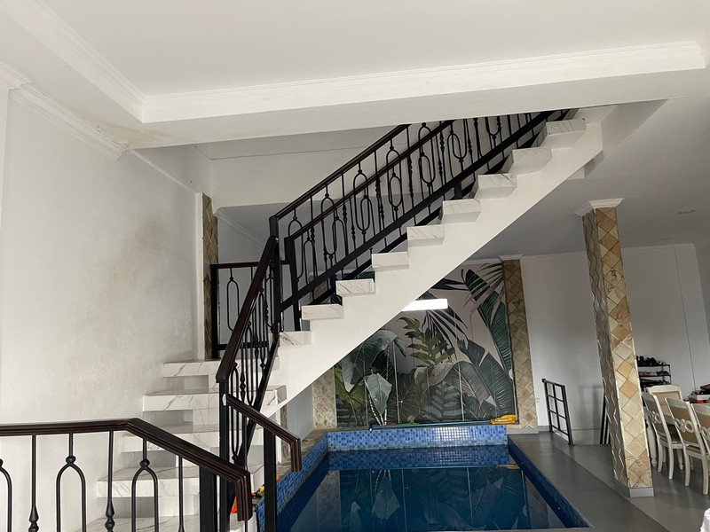 [DIJUAL] Rumah Siap Huni, Indoor Pool, Modern Minimalis (SHM)