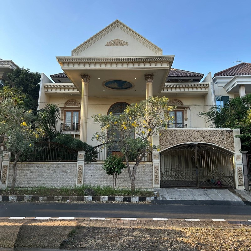 DIJUAL CEPAT RUMAH MEWAHHH LOKASI PUSAT KOTA TURUN HARGAA !!