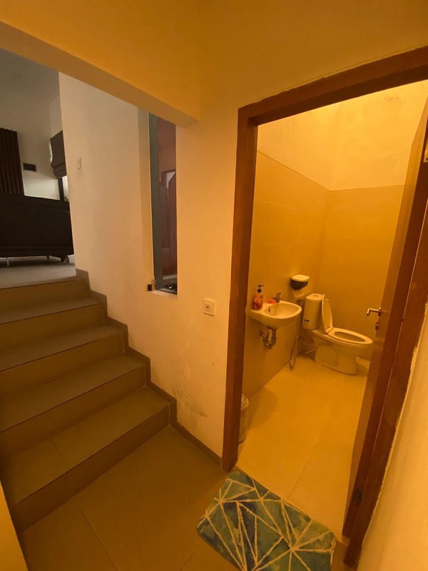 Best Price. Rumah bagus Cluster Somerhill House, Serua Ciputat