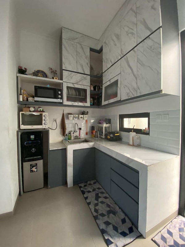 Best Price. Rumah bagus Cluster Somerhill House, Serua Ciputat