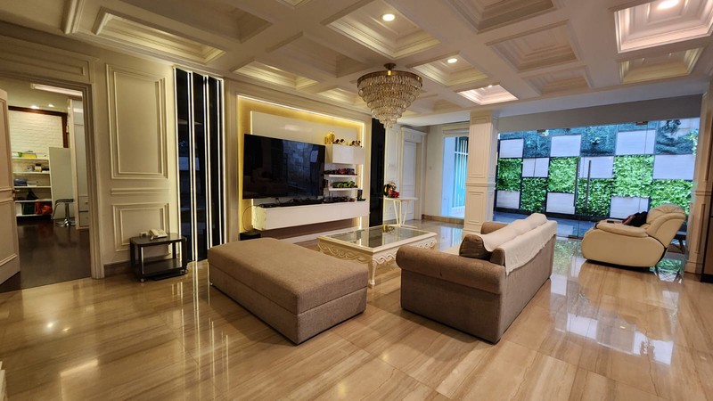 Rumah Mewah Pondok Indah Desain Elegan & Eksklusif