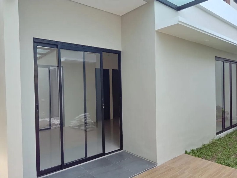 2 Milyar -an Dijual Rumah Baru Pondok Mutiara Sidoarjo Kota - New Modern 2 Lantai Dekat Akses Tol.sidoarjo, Sun City Plaza 