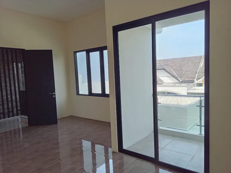 2 Milyar -an Dijual Rumah Baru Pondok Mutiara Sidoarjo Kota - New Modern 2 Lantai Dekat Akses Tol.sidoarjo, Sun City Plaza 