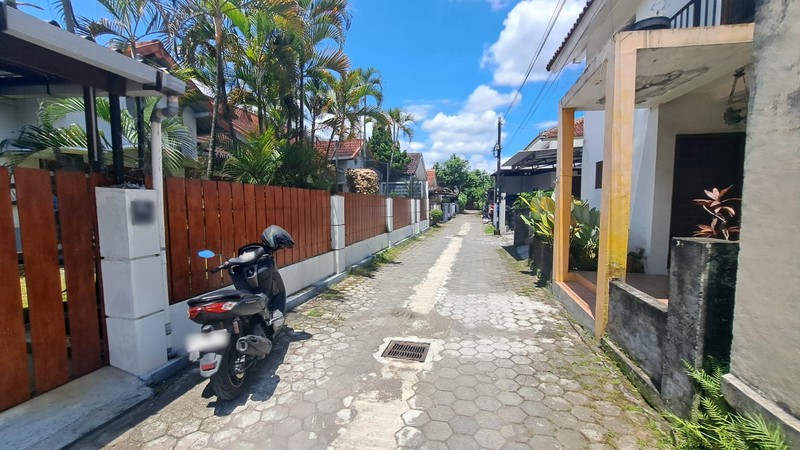 Rumah Mewah Full Furnished Hunian Elegan di Lokasi Strategis di Sariharjo Ngaglik, Sleman