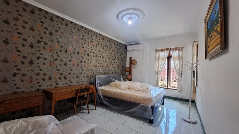 Rumah Mewah Full Furnished Hunian Elegan di Lokasi Strategis di Sariharjo Ngaglik, Sleman