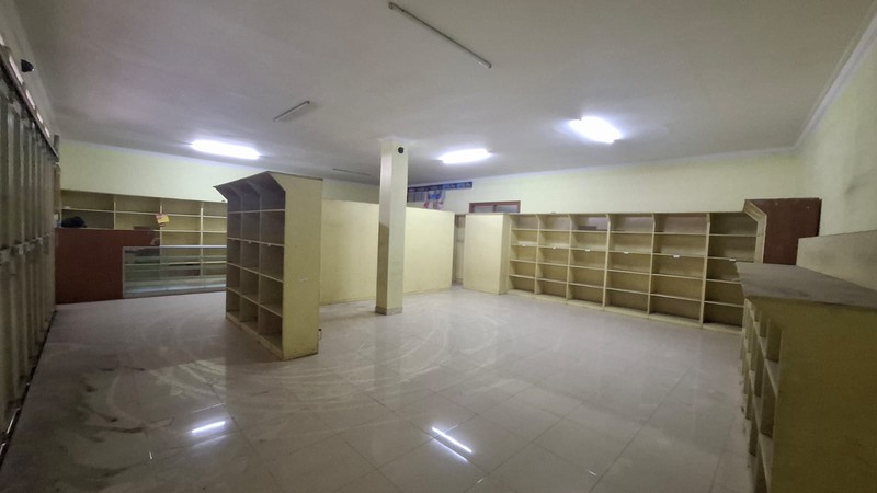 Tempat Usaha di Pusat Tanaman Hias Jl Sersan Bajuri 
