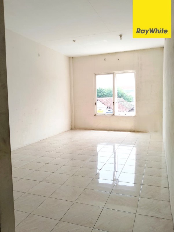 Disewakan Ruko 2 lantai di Jalan Raya Jelidro Surabaya Barat