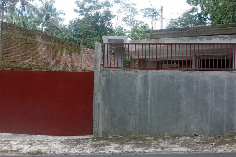 Dijual Gudang Strategis Pinggir Jalan di Mertoyudan Magelang Siap Pakai & Potensial