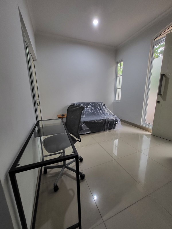 Hot Rent. Rumah bagus Malibu Village, Gading Serpong