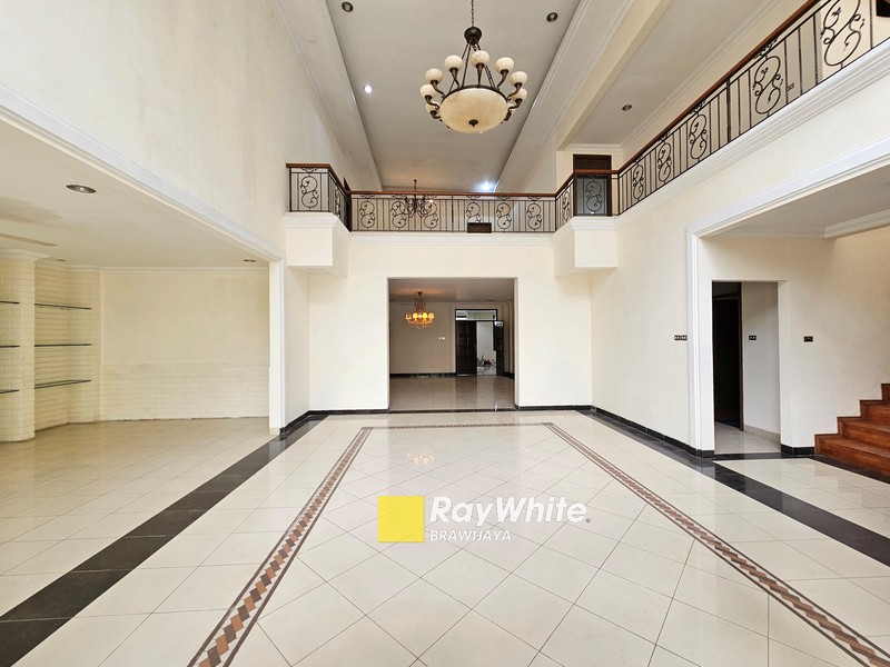 Rumah di Kompleks Buncit Utama, Warung Buncit, bisa sewa buat Silent Office