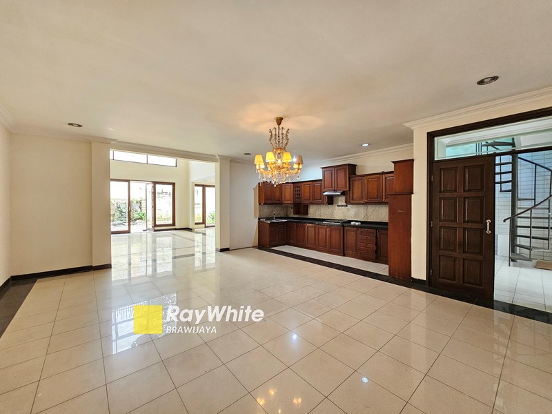 Rumah di Kompleks Buncit Utama, Warung Buncit, Bisa sewa buat kantor (Silent Office)