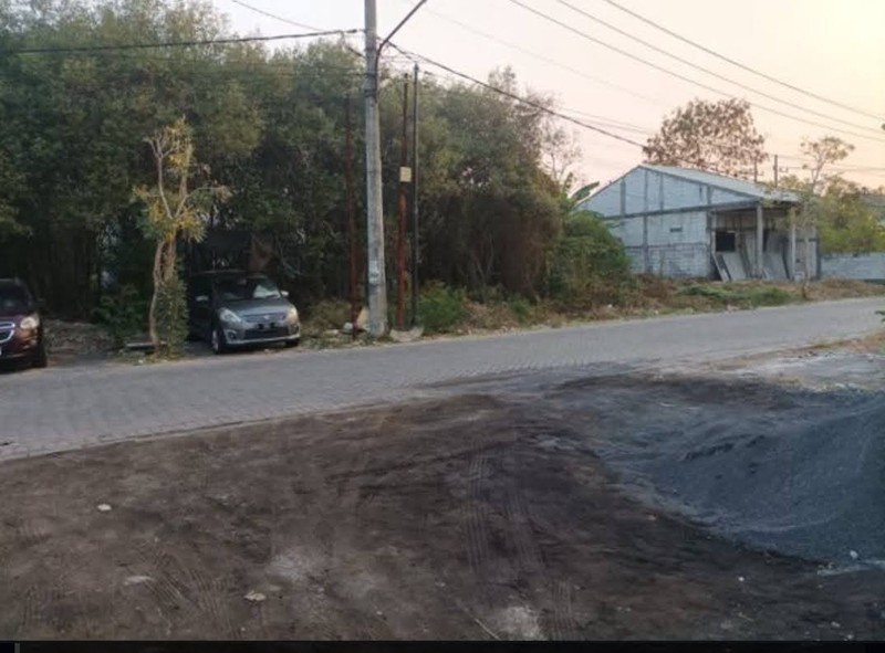 DIJUAL TANAH KOMERSIAL COCOK UNTUK USAHA