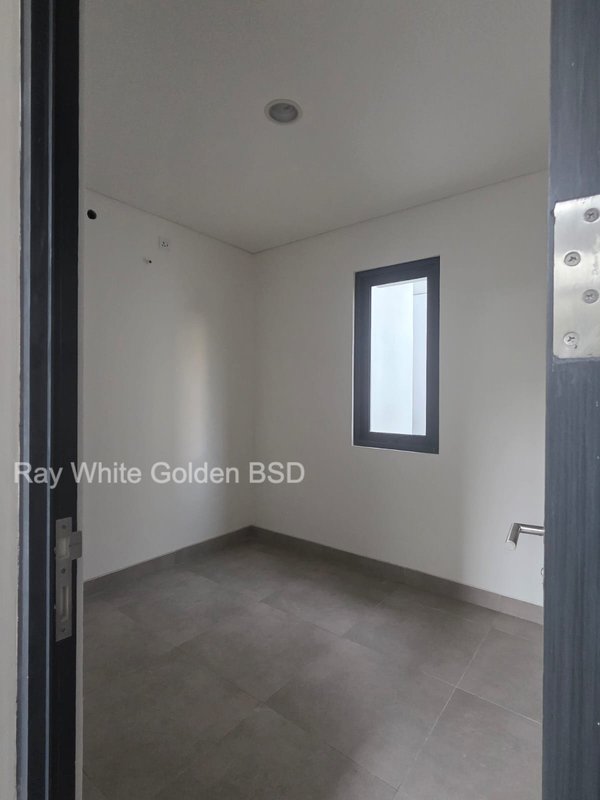 Disewa Ruko Exclusive Latinos Business District Dekat Stasiun Rawa Buntu dan Jalan Toll 