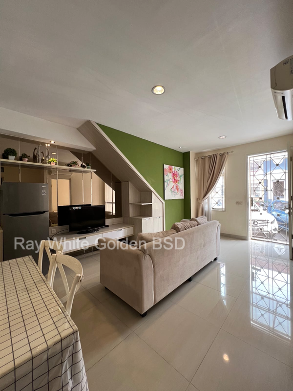 Disewa Townhouse Cantik Full Furnished Taman Paris Lippo Karawaci