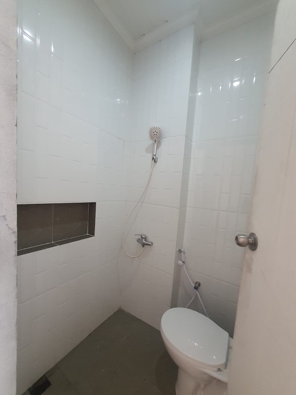 Ruko Gandeng Siap Usaha Di Kota Wisata, Cibubur