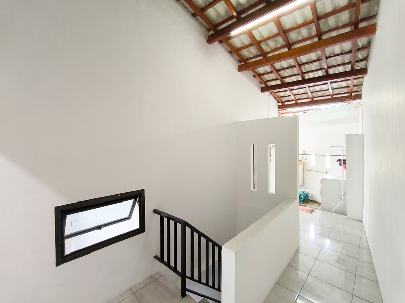 Rumah Siap Huni dengan halaman luas di Cilandak Permai Raya, Jakarta Selatan