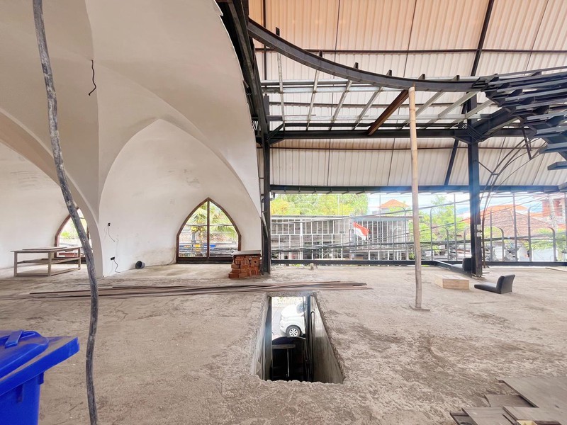 Leasehold - High-Exposure Commercial Space for Lease in Padang Linjong, Canggu, Bali