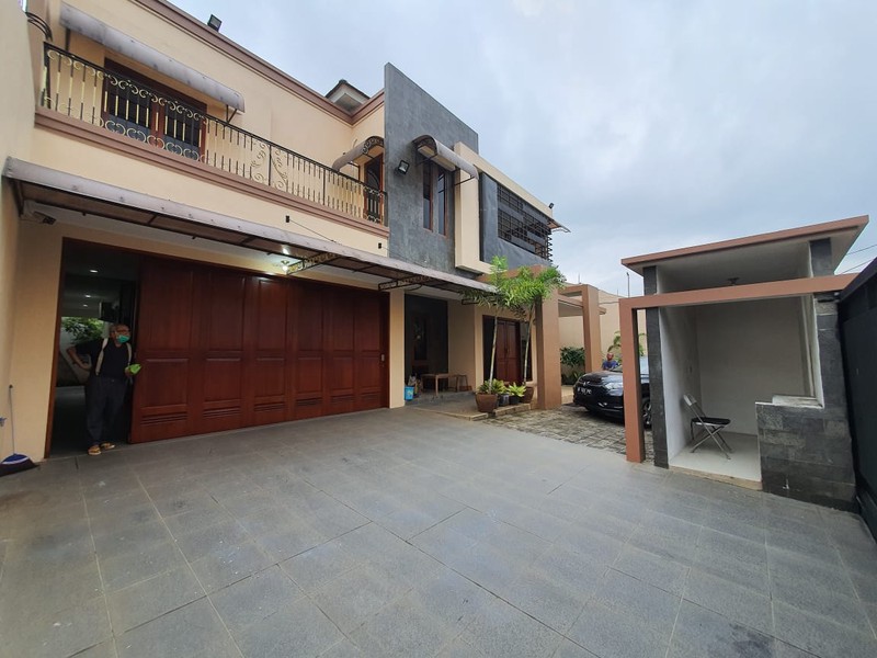 Di jual Rumah Brand New Dijual dalam komplek di area Pancoran, Jakarta Selatan