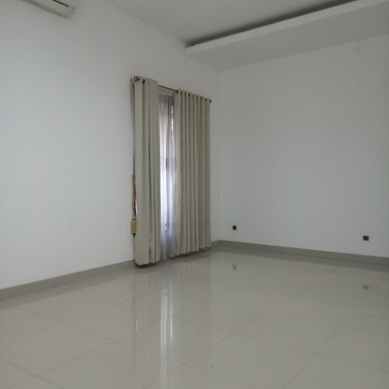 Di jual Rumah Brand New Dijual dalam komplek di area Pancoran, Jakarta Selatan