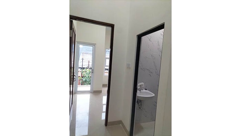 Rumah Jl Mawar, Cipondoh, Tangerang