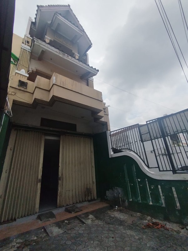 Disewakan Ruko Strategis 2 Lantai Sangat Cocok untuk Usaha di Samirono, Caturtunggal, Depok, Sleman 