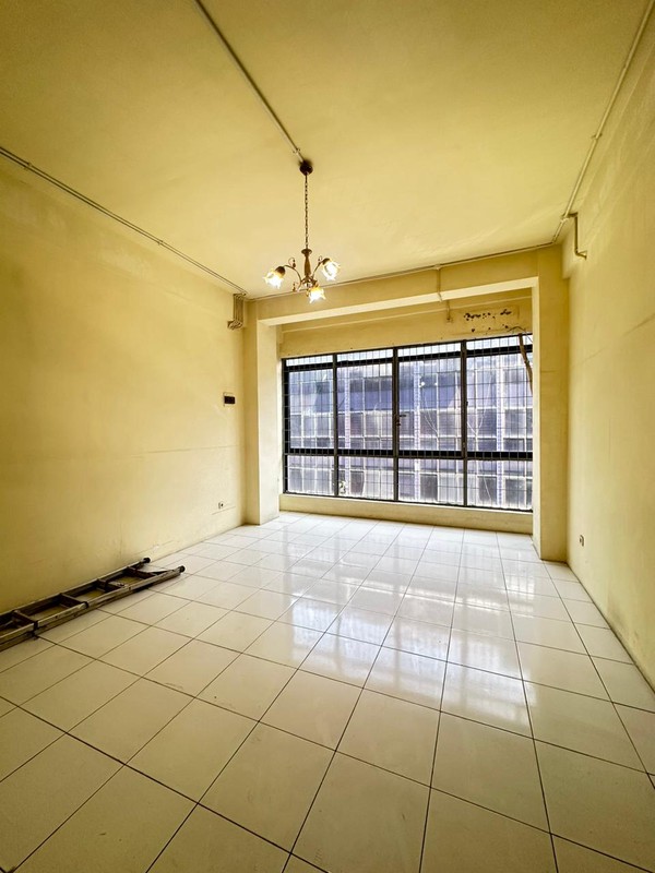 Di jual bangunan multifungsi Daerah Sawah Besar