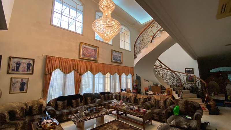 Di Jual Rumah Mewah 2 Lantai di Setia Budi