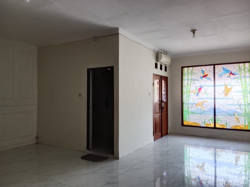 Rumah 2 Lantai di Neptunus Dekat Metro Indah Mall Margahayu Raya