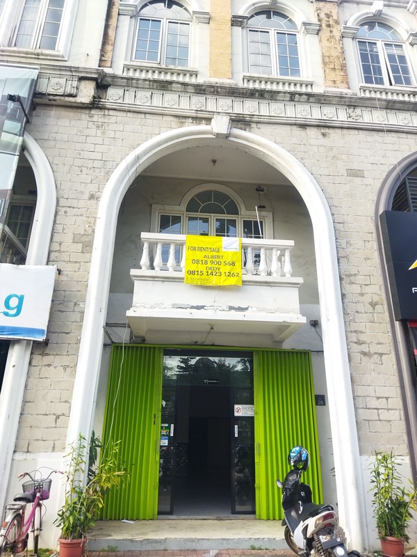 Ruko 3 Lantai Siap Huni Dan Parkir Luas Di Gading Sepong Tangerang