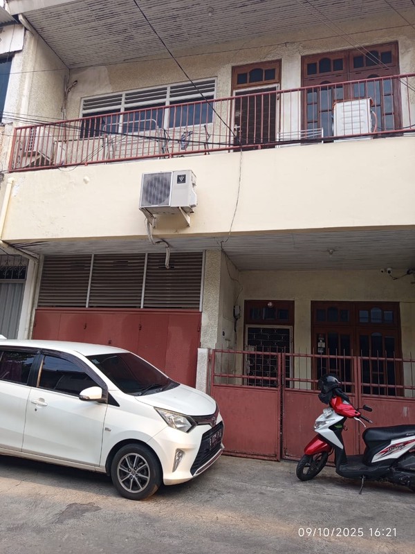 Di Jual Rumah/Ruko Strategis di Taman Sari, Lokasi Nyaman dan Potensial