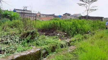 Tanah strategis Kp. Ceger - Terjangkau ke kawasan industri Jababeka & Di Pusat Desa Sukajaya Cibitung