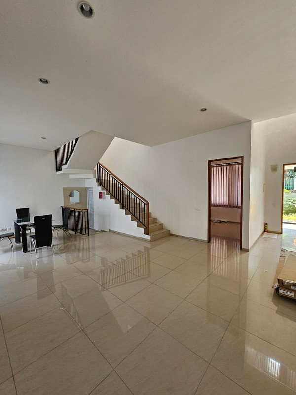 Rumah Furnished di Budi Sari Bandung